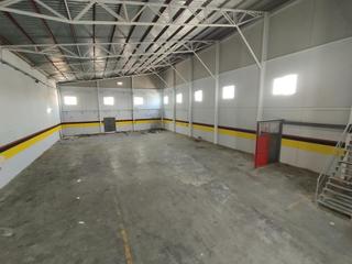 Nau industrial a Crevillente. Poligono de crevillente  nave independiente 481 m2