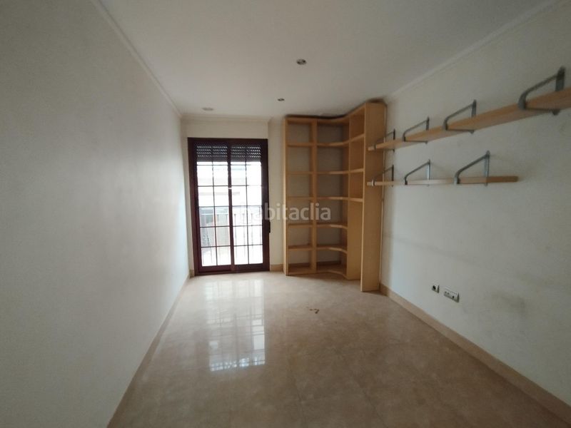 Foto f1dddd43-0173-4d44-95c6-9759fe8cc179. Pis a Centro Elche / Elx