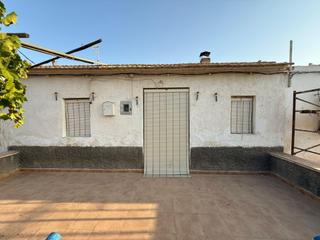 Casa a Gea y Truyols. Vivienda en ds maestros, gea y truyols