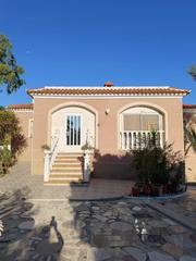 Chalet en Caadas de San Pedro. Chalet con parcela en caadas de san pedro