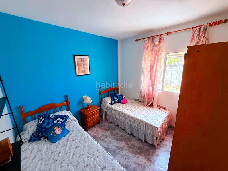 Foto b85c7870-a24b-45e8-9f7d-cf01889409ef. Casa adossada amb aparcament a Centro Alcázares (Los)