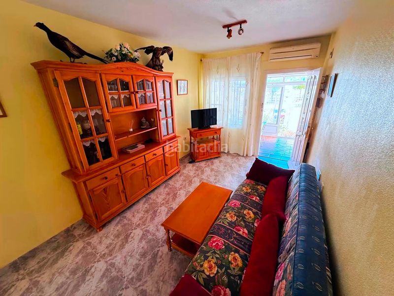 Foto e9e30745-8918-4152-95b0-86b09d0700ba. Casa adossada amb aparcament a Centro Alcázares (Los)