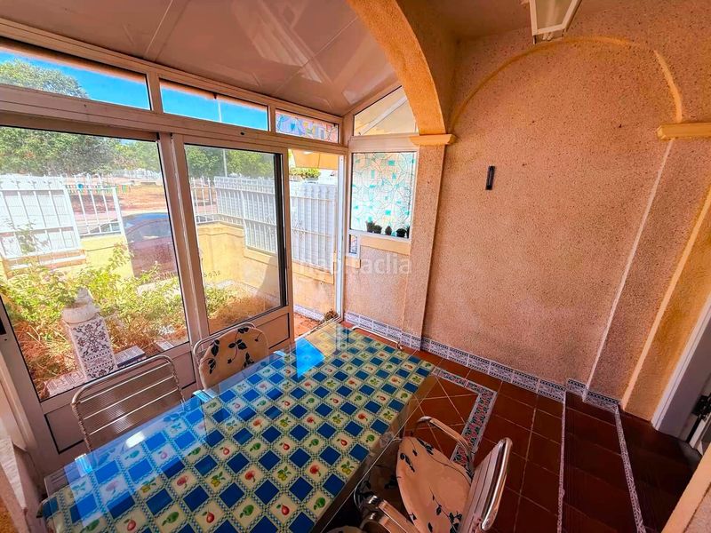Foto f05c5a5a-c296-4bd3-9eac-0b041ab99ef1. Casa adossada amb aparcament a Centro Alcázares (Los)