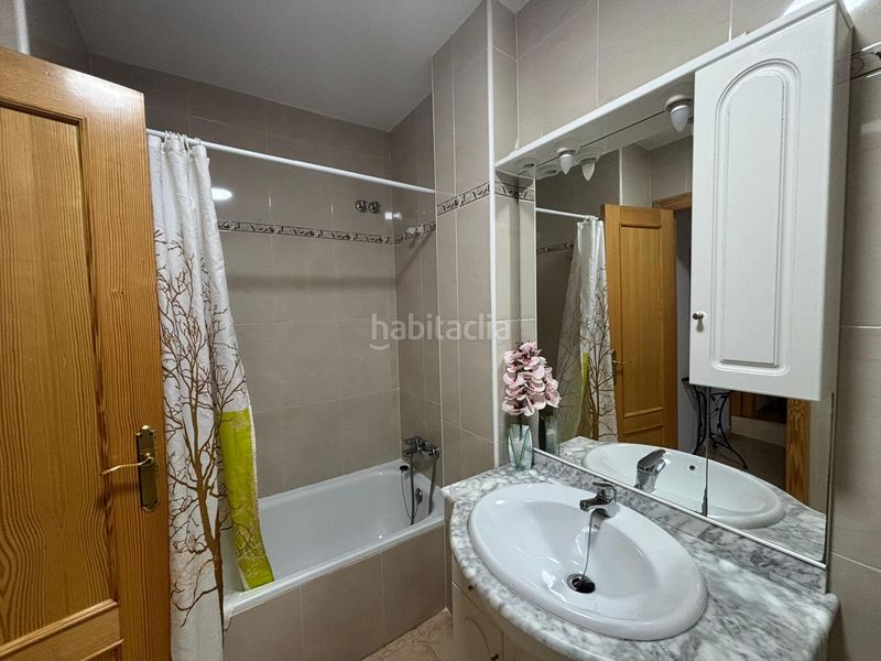 Foto 04cd94bb-adac-481b-875f-20f63cdba075. Rent duplex in Centro Alcázares (Los)