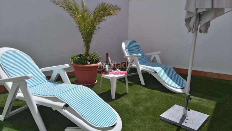 Foto 617ccdcd-2b45-43ed-9c23-b19aaab13a00. Rent duplex in Centro Alcázares (Los)