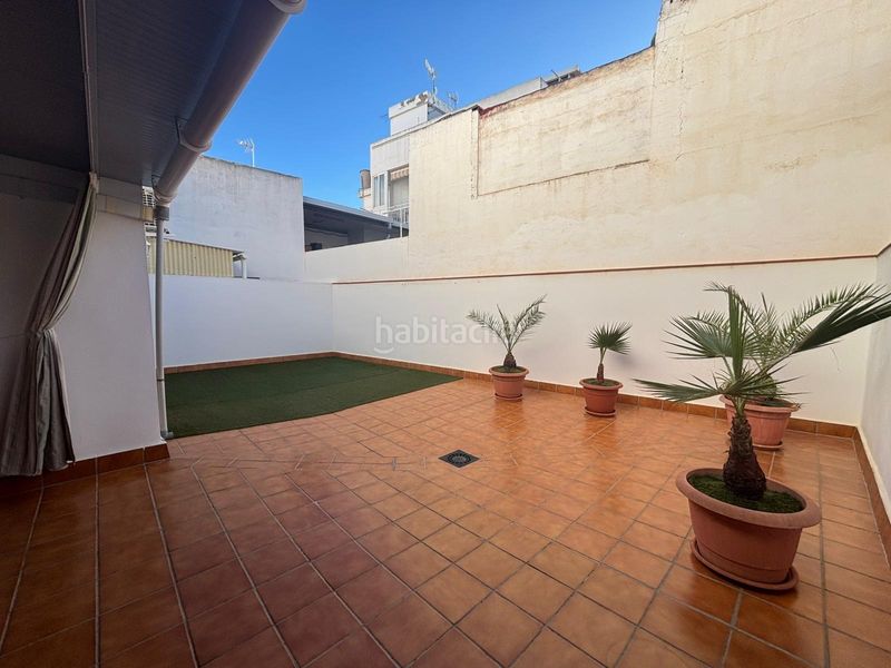 Foto 9fcb0987-ef43-42f7-a307-dd827f763cb9. Rent duplex in Centro Alcázares (Los)