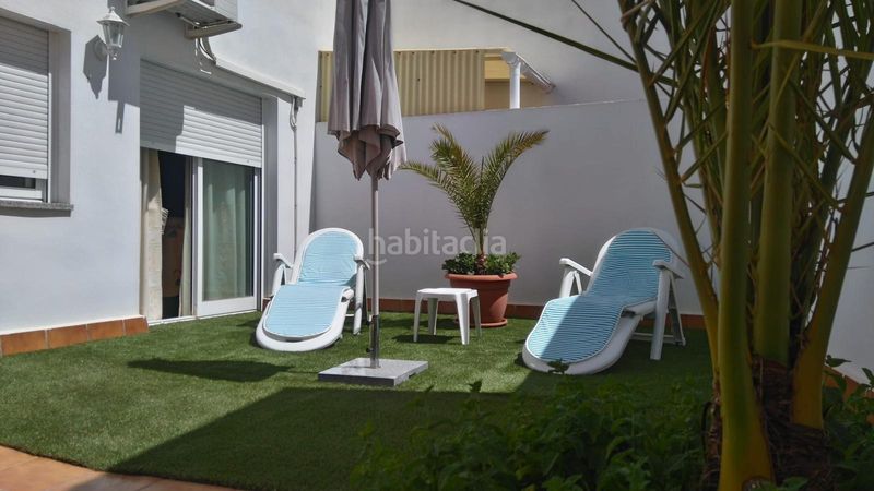Foto aab897d8-b624-4989-ade1-7cdef3d1a425. Rent duplex in Centro Alcázares (Los)