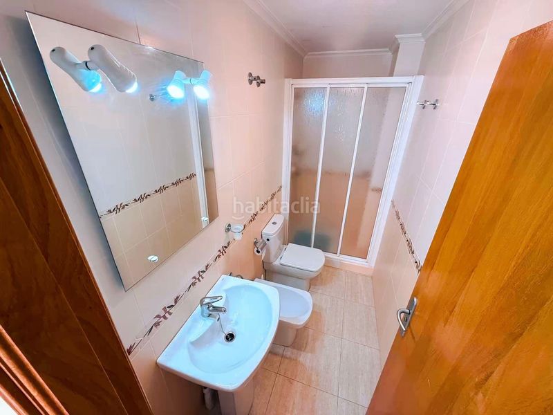Foto e616cd7b-82b5-4ae0-b73a-66bd1421071a. Pis a Centro Alcázares (Los)