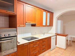 Miete Zweistöckige Wohnung in Centro. Dúplex en alquiler en los alcázares  listo para entrar a vivir