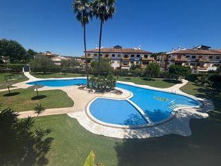 Lloguer Casa a Mil Palmeras. Elegante dúplex vacacional con piscina y terraza