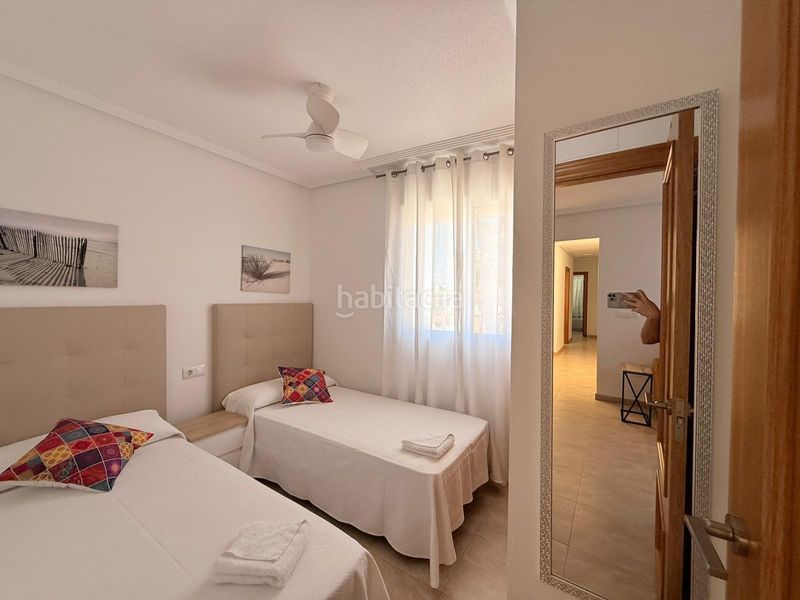 Foto 5204f62d-bac3-4043-9891-2a6bb59c563d. Rent flat with parking in Centro Alcázares (Los)