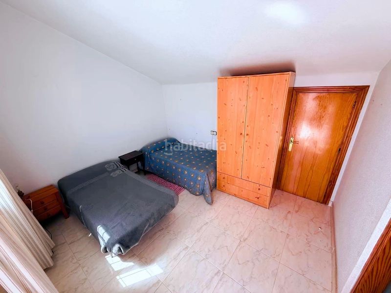 Foto 26641d38-bd1c-4451-8cf9-6b5a391f55bf. Casa adossada amb aparcament a Centro Alcázares (Los)