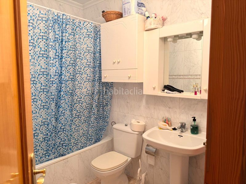 Foto 2c9c3762-11c3-4960-bcad-1af492301e19. Casa adossada amb aparcament a Centro Alcázares (Los)
