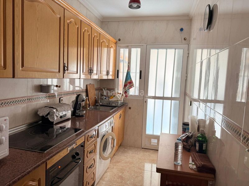 Foto 50d848e7-9e28-44cd-88b7-d50e972141ee. Casa adossada amb aparcament a Centro Alcázares (Los)