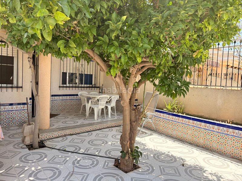 Foto bbb1a939-0fab-4327-9b9f-240ae6976ee3. Casa adossada amb aparcament a Centro Alcázares (Los)