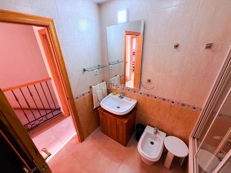 Foto 37f65848-c970-4529-89c6-2d64147064cf. Casa adossada amb aparcament a Centro Alcázares (Los)