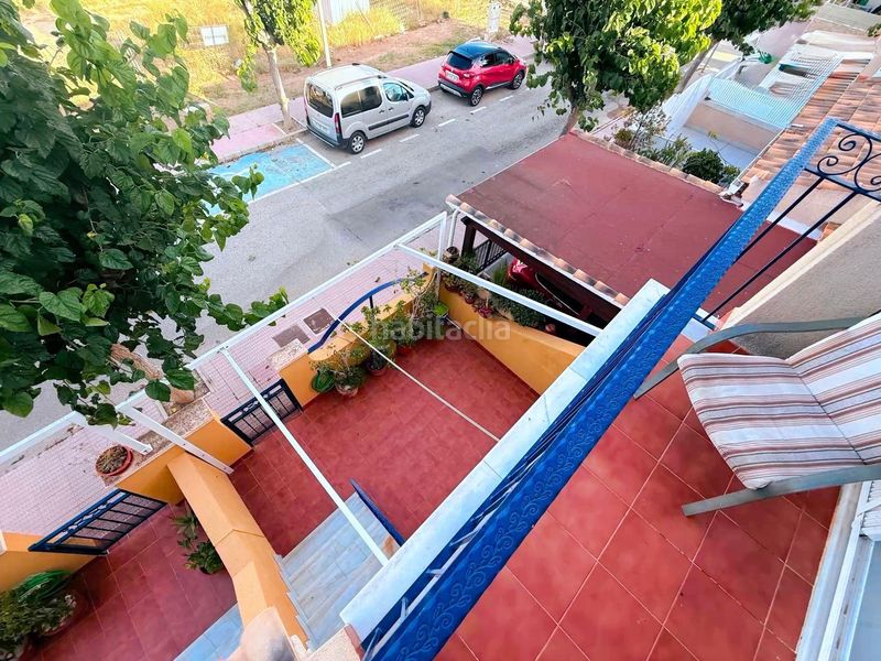 Foto 82a1e8b1-8060-4a7c-ae05-d5bb9a9cd6df. Casa adossada amb aparcament a Centro Alcázares (Los)