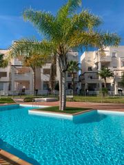Alquiler Piso en Terrazas de la Torre Golf. Se alquila apartamento de temporada en las terrazas de la torre