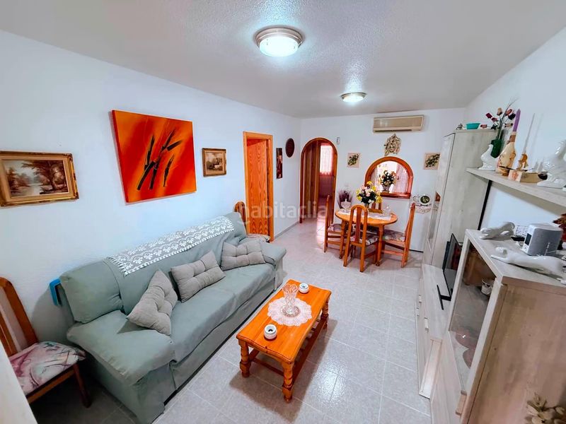 Foto c539bee9-74f2-4f67-b914-6cc692ac712e. Casa adossada amb aparcament a Centro Alcázares (Los)