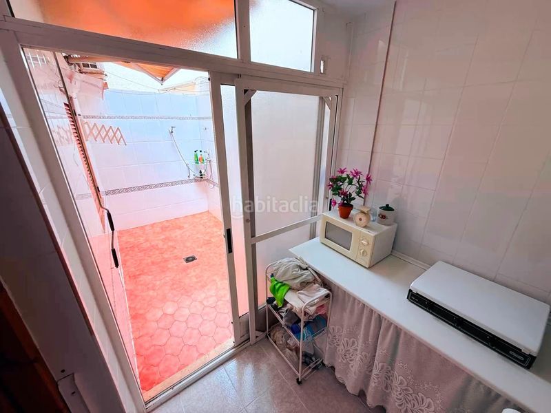 Foto e0bf9451-d711-40a7-9d3f-0da450b3e597. Casa adossada amb aparcament a Centro Alcázares (Los)