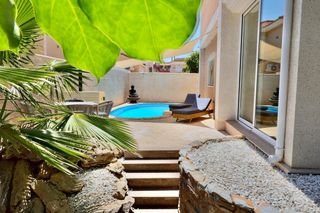 Chalet en Centro. Villa de ensueño en los alcázares