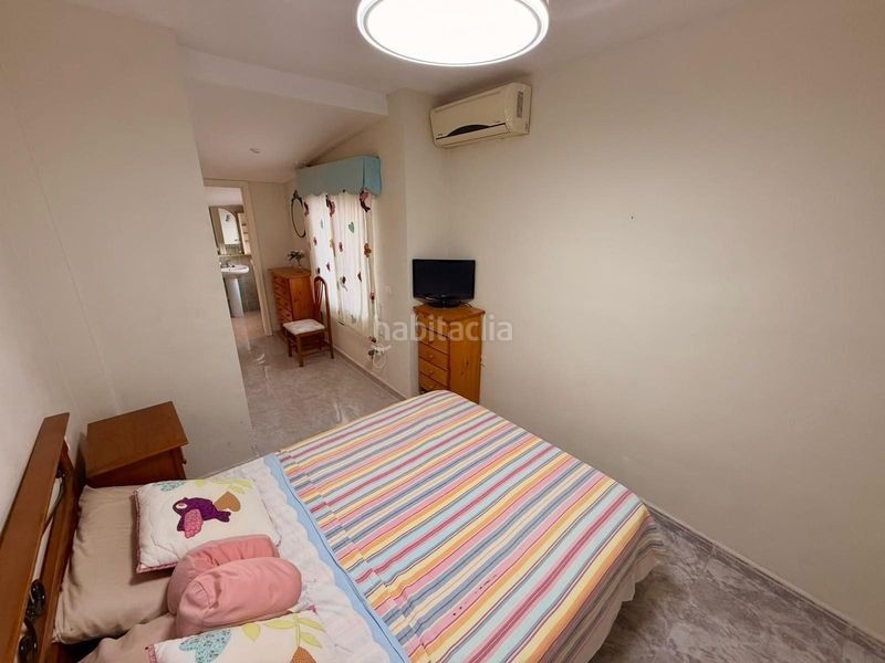 Foto bd0ae488-0d5c-4eed-a33f-f194e1b85e23. Casa a schiera con parcheggio in Centro Alcázares (Los)