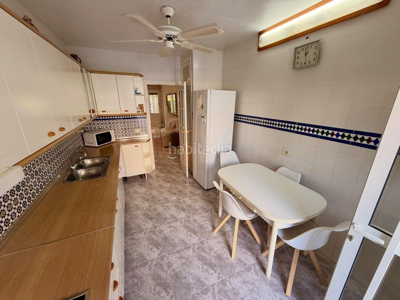Foto dd0673a9-a825-4489-bb7c-6451be62490a. Casa a schiera con parcheggio in Centro Alcázares (Los)