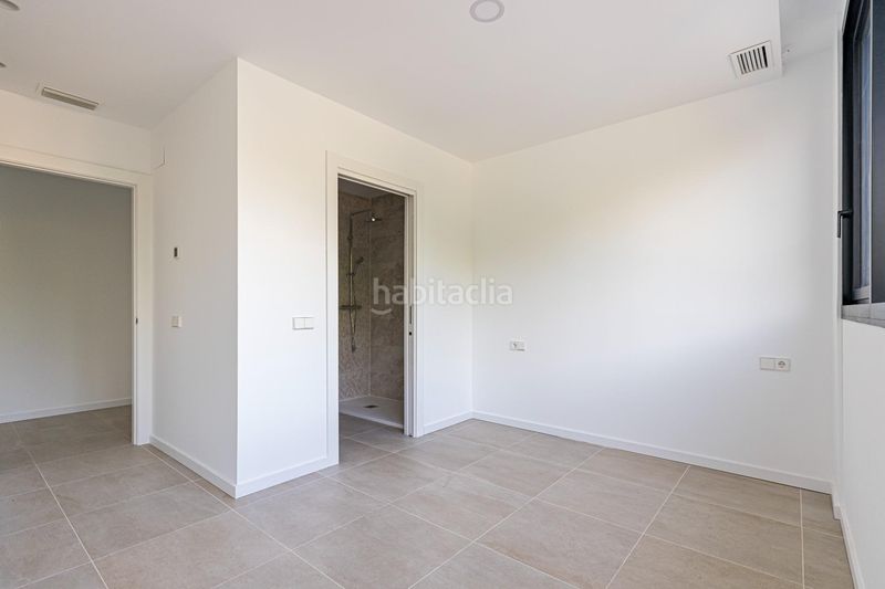Foto d4d7b8b1-9e9a-43f0-9572-d4f30e06ae0b. Apartament amb aparcament a La Fama Murcia