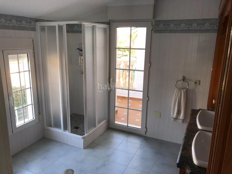 Foto dc215f46-f70a-4b5b-abb9-b04a2b59f354. Chalet venta de chalet en Cabo Roig en Cabo Roig Orihuela