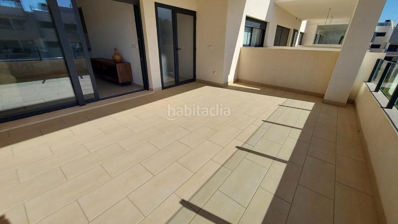 Foto 5990cd30-98c9-43d1-bd58-7f8a6f2cf28c. Apartamento moderno apartamento en san miguel de salinas en Orihuela