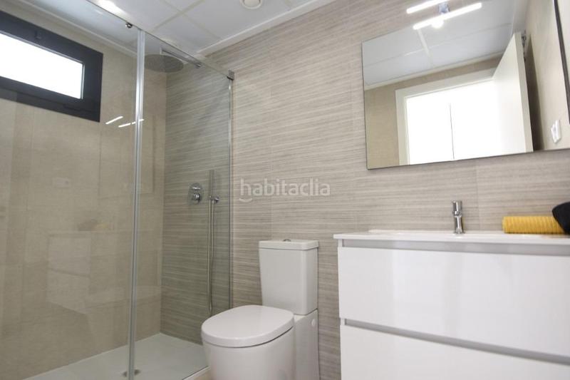 Foto c3bd7ce9-e58b-4b56-8172-1ae7eac4bc2f. Apartamento moderno apartamento en san miguel de salinas en Orihuela