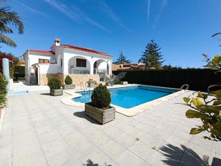 Chalet en Urbanitzaci pla de les clotxes 1. El sueo hecho realidad**
