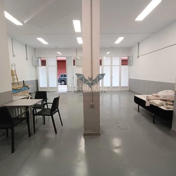 Foto 98f9aef9-c2ec-4f1e-8b96-cbb0b1fc463c. Local comercial en carrer del pintor jover 11 en Fonteta de Sant Lluís Valencia