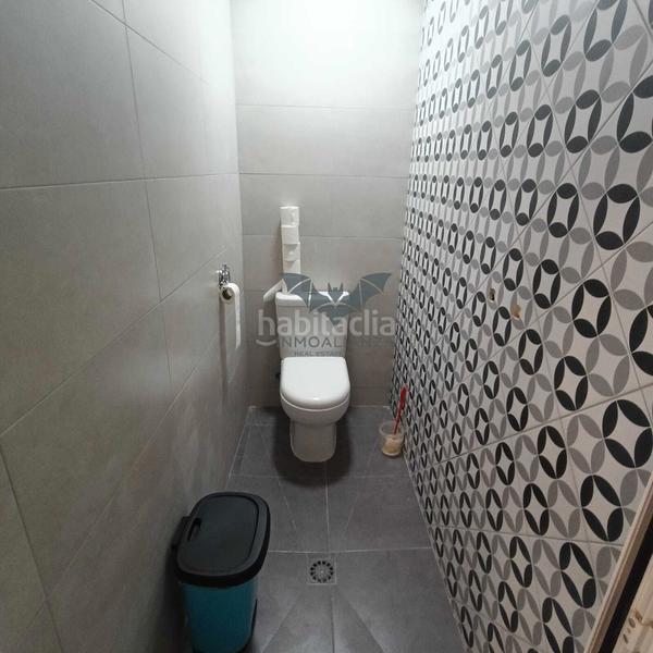 Foto 6cb3adb7-7425-43ce-909a-a48fff266146. Local commercial dans carrer del pintor jover 11 dans Valencia