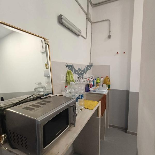 Foto fd4128de-ed61-4322-aea5-e46796249144. Locale commerciale in carrer del pintor jover 11 in Valencia