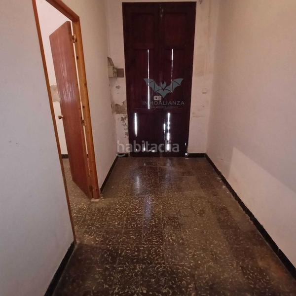 Foto 6a05c7fe-b86b-4b25-9a1f-674b10a7da28. Casa adossada amb aparcament a Polinyà de Xúquer