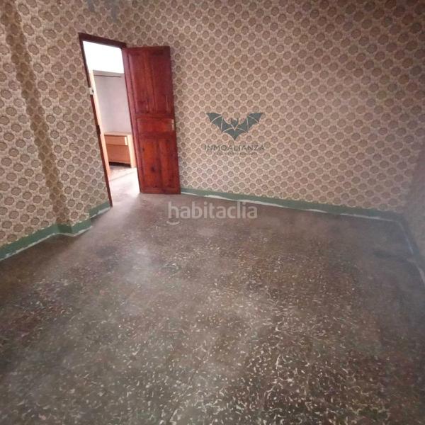 Foto 87781302-e36a-415e-a721-2d940ffa7eee. Casa adossada amb aparcament a Polinyà de Xúquer