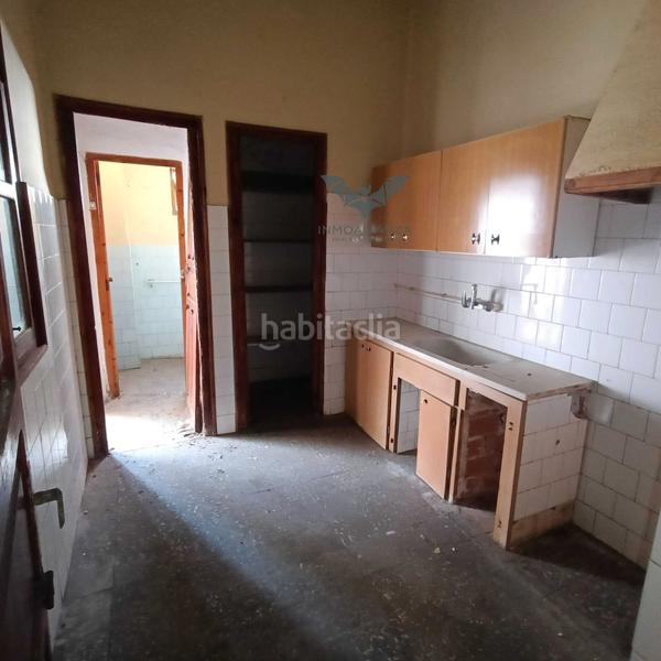 Foto 989fdb79-b517-4d16-b128-3a8ef7431497. Casa adossada amb aparcament a Polinyà de Xúquer