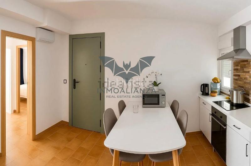 Foto 5ce99c04-5f36-40ba-8b1d-b752160498b4. Pis a carrer de valència 76 a Zona Calle Valencia Torrent