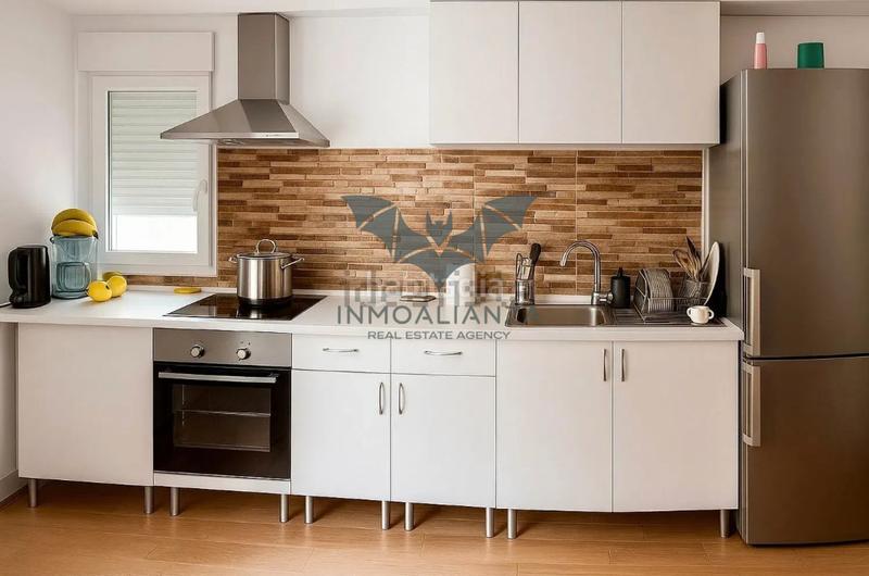 Foto 5d00937c-fc21-4455-9fdf-6420c08895fe. Pis a carrer de valència 76 a Zona Calle Valencia Torrent