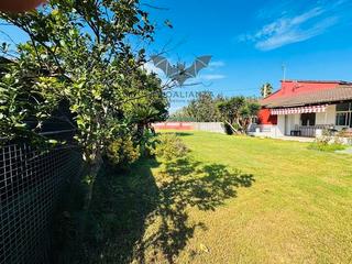 Xalet en Cam de la squia del rei 24. Chalet en urbanizaciones gandia