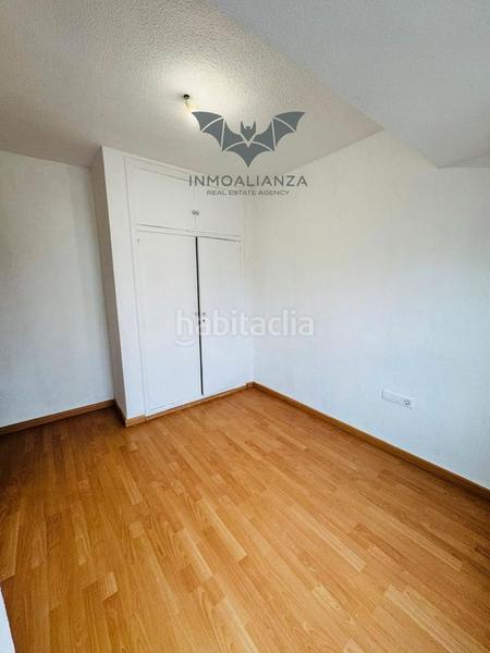 Foto 48462c3a-5d6c-4c07-9971-cb0db89a9949. Pis a avinguda d'ausiàs march 20 a Malilla Valencia