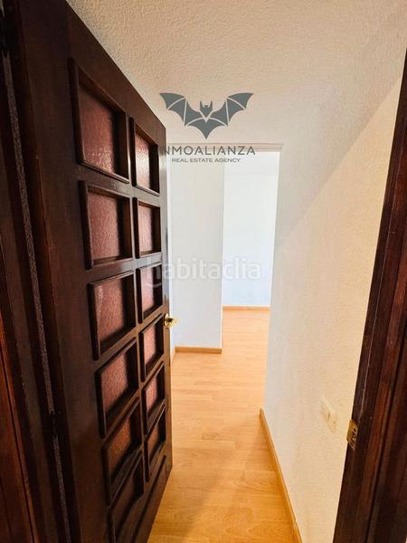 Foto bc1a7e2b-1016-42df-a113-66f54779b71f. Pis a avinguda d'ausiàs march 20 a Malilla Valencia