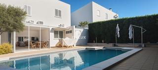 Maison  Calle atalaya. Chalet exclusivo en espartinas, junto al colegio europa, con más