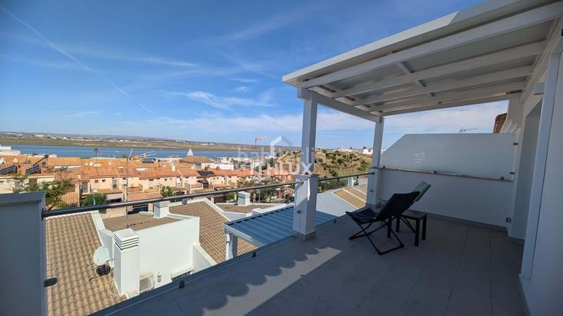 Foto 32e1d10b-98d9-4033-89fd-df7c33b35f31. Casa amb calefacció a Ayamonte ciudad Ayamonte