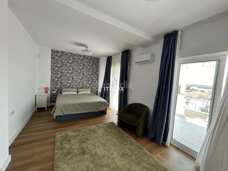 Foto f2e1fcba-a562-48de-9af8-b06cc90d8f5e. Casa amb calefacció a Ayamonte ciudad Ayamonte