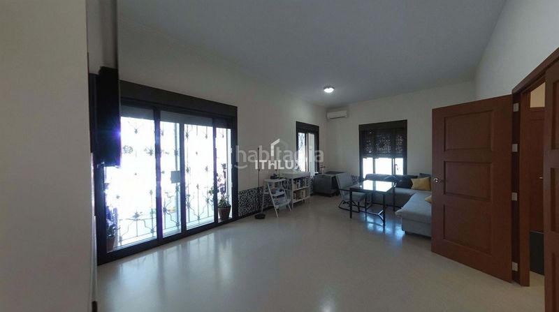 Foto 3804a698-6d75-4a47-be17-d9565e6e354e. House with heating parking in Sanlúcar la Mayor
