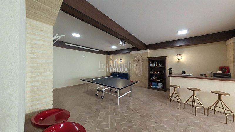 Foto bbeafcd5-30ac-4c34-87a3-868f8d793e50. House with heating parking in Sanlúcar la Mayor