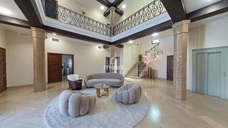 Casa  Zurbarán. Exclusiva villa de lujo en sanlúcar la mayor, sevilla, con 624 m
