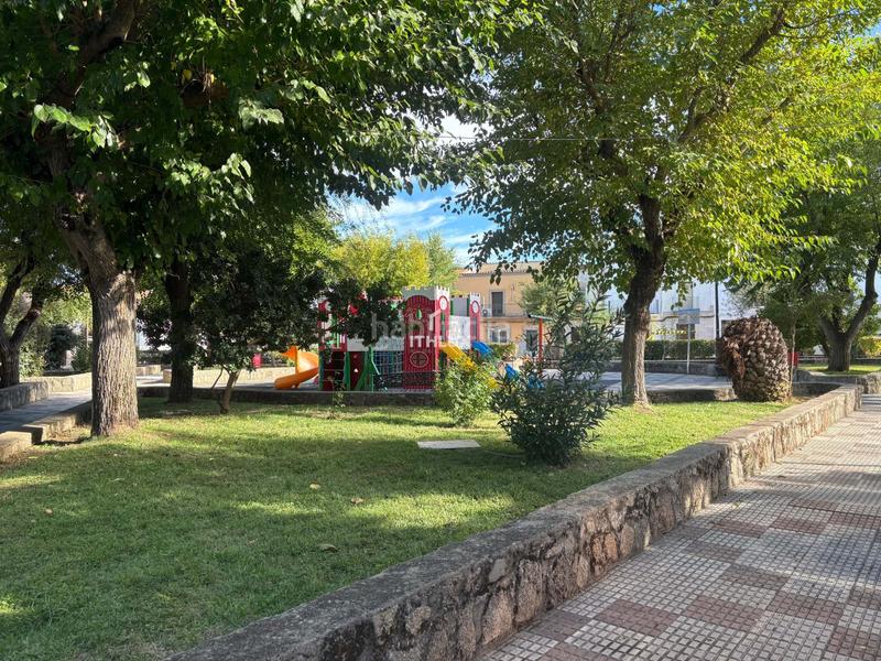 Foto d320fa33-fe47-4d2b-9ffa-2a9f43728a8c. Maison jumelée dans Arroyo de la Luz